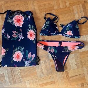 Triangl Navy and pink bikini set - top and bottoms